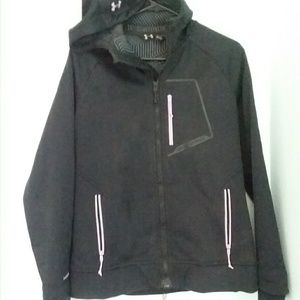 Under Armour black zip up hoodie with zip pockets